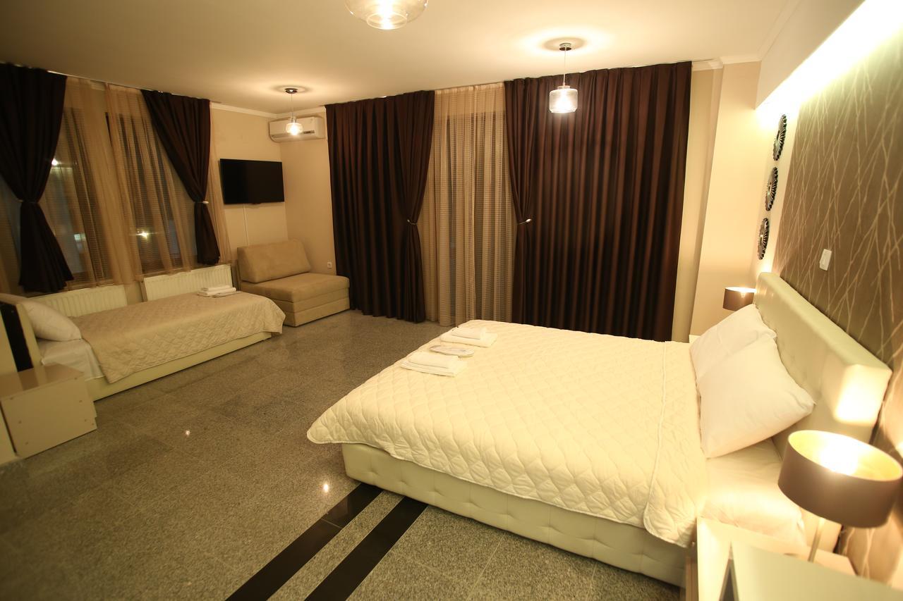 Hotel Korzo Битоля Екстериор снимка